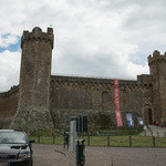 ENOTECA LA FORTEZZA - モンタルチーノ城塞の中にエノテカがあります