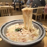 麺匠の心つくし つるとんたん - もつ煮込みのおうどん　1,830円