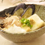 田舎茶屋 わたや - 山かけ揚げ出し豆腐