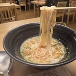 麺匠の心つくし つるとんたん - 浪花脂かすのおうどん　1,430円