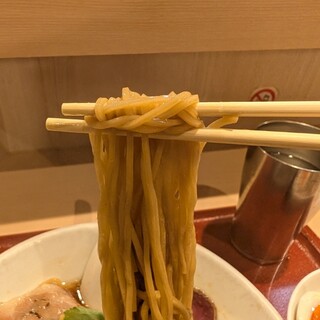 燃えよ麺助