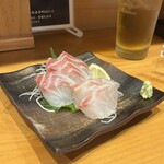 居酒屋 前 - 