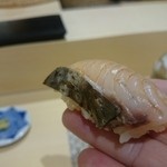 鮨 はしもと - サワラ藁燻し。リフト(^-^)/