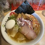 焼きあご煮干しらぁめん とびうお - 料理写真: