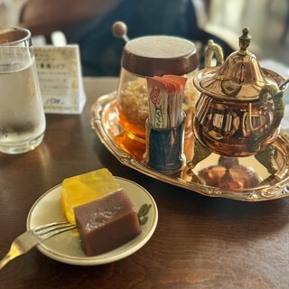 炭火煎珈琲 利休_1