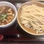 武蔵野うどん 竹國 - 料理写真:定番の肉汁つけうどん（700g）¥900-