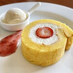 RIZ CAFE - 季節のロールケーキ