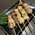 完全個室 鍋＆地雞之燒鳥 初代鳥藏 海濱幕張店 - 