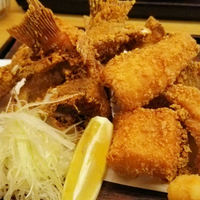 丸新 - 魚のアラ唐揚げ定食