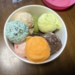 サーティワンアイスクリーム - 料理写真:「よくばりフェス」の10個のアイス