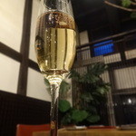 スパークリングで乾杯