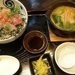 Yokaro - ランチ　海鮮丼　￥900