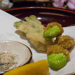 北新地 湯木 - 2015.3　揚げ物 たらの芽 一寸豆おかき衣
