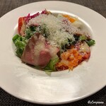 Golot - ローストビーフとウフマヨのサラダ