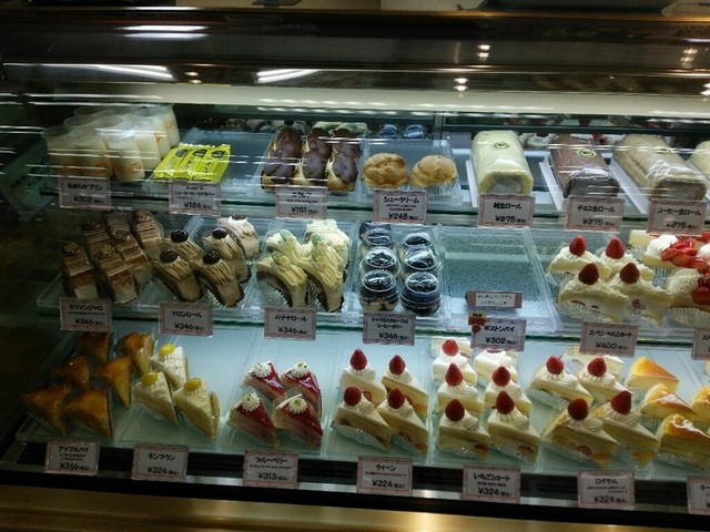 カルン ザ・ビッグ鹿島台店 - 鹿島台（ケーキ）の写真