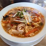 ぶんぷく茶がま - 料理写真:サンラータンメン（太麺）