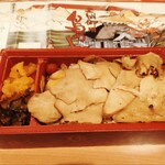 登利平 - 料理写真:登利平弁当