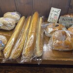 Boulangerie Queue - 