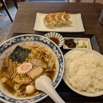中華食堂 楽 - 