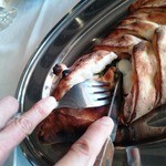 SAKURAGUMI - 魚のピッツァを友人がデクパージュ