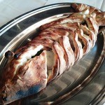 SAKURAGUMI - フリアリエッリとサルシッチャを詰めた魚のピッツァ