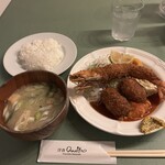 洋食クアトロ - 