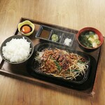 豚バラもやし定食