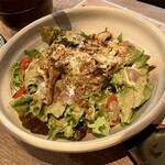 焼き鳥×燻製×日本酒 kmuri-ya - 燻製ハムのシーザーサラダ