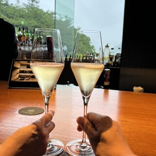 バーホテル 箱根香山_0