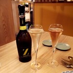 港の食卓 メサ - スパークリングワインとノンアルコールスパークリングワイン