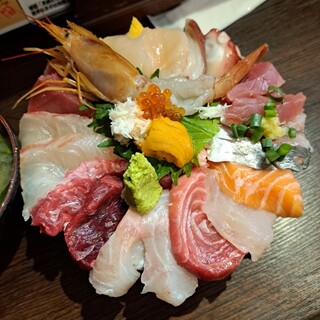 つきじde丼どん_2