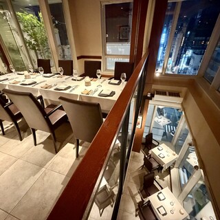 銀座の景観を楽しむ、3階層ならではのプレミアムな空間