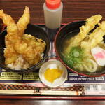 資さんうどん - 料理写真: