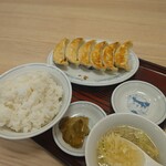 ぎょうざの満洲 - 料理写真:
