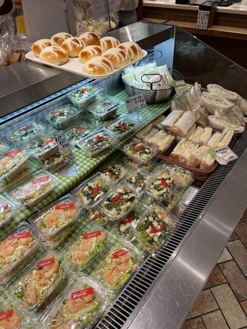 どんぐり 大通店 （DONGURI） - 大通/パン | 食べログ