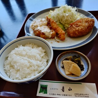 青山レストラン_0