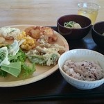 くるるの杜 農村レストラン - 野菜たっぷり。