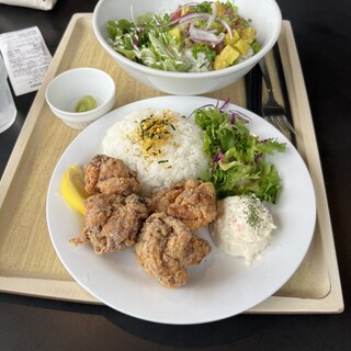PARKLIFE CAFE & RESTAURANT_0