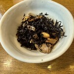 一二三亭 - おじやセット本日の小鉢（ひじき）
