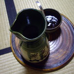 Raku - 出汁と調合された八丁味噌。