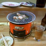 ホルモンてつ - カウンター席。