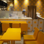 ワンダーフルーツ - LINKS UMEDA　３階にあり
