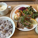 TANIYA CAFE+ - 
