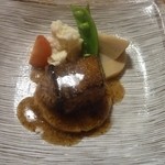 小料理屋ぎらばり - 美明豚の角煮ステーキ