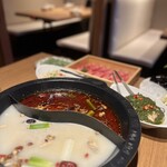 モンゴル薬膳しゃぶしゃぶ小尾羊 - 