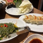 モンゴル薬膳しゃぶしゃぶ小尾羊 - 