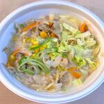 LAWSON+スリーエフ - 料理写真:1食分の野菜ちゃんぽん¥555 2026.6.1