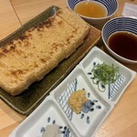 伏水89丁目食堂 - これは反対側の端にある「京町茶屋」のメニューで"豆撰のお揚げ"
