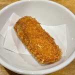 スタンドすずき - 牛たんシチューコロッケ