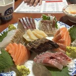 居酒屋童 - 刺し盛り｡